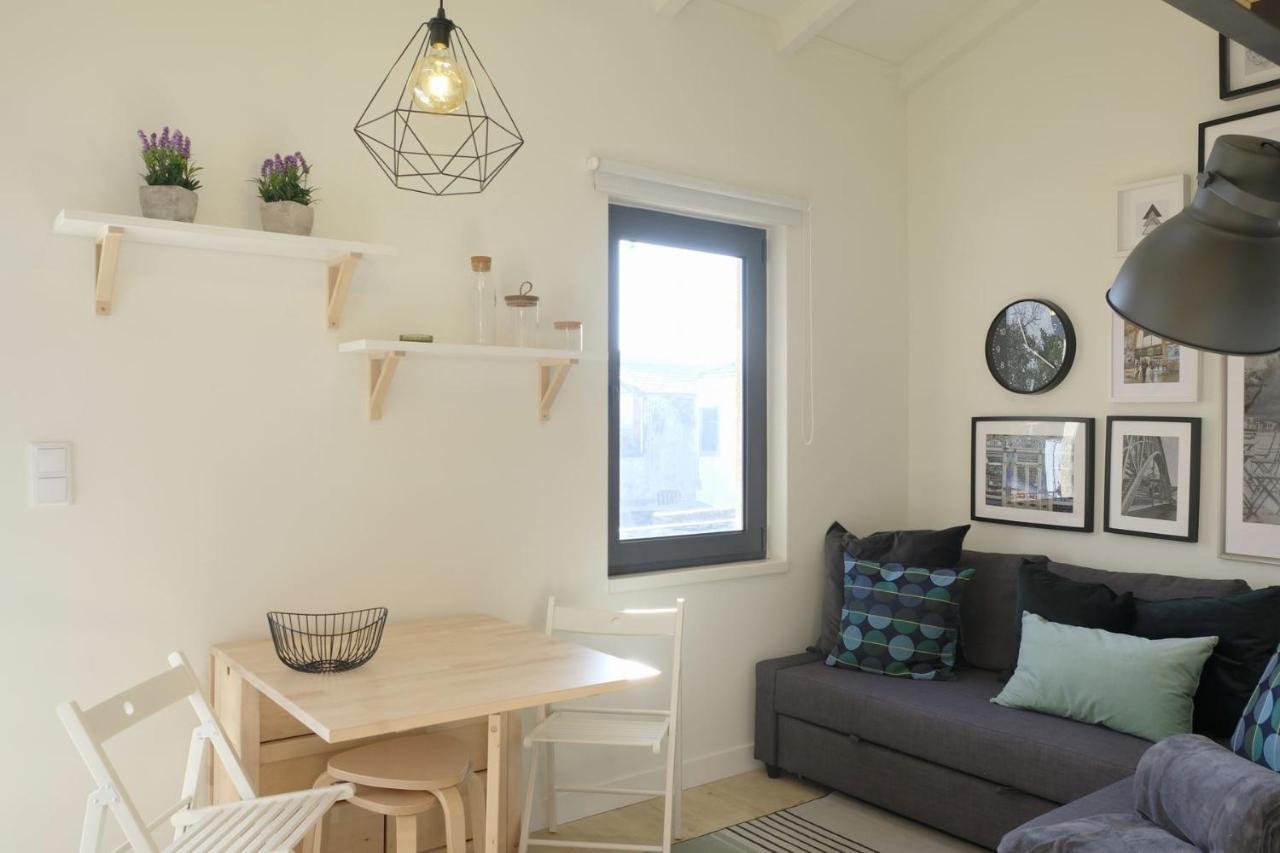 Design Iii By Homing * Oporto