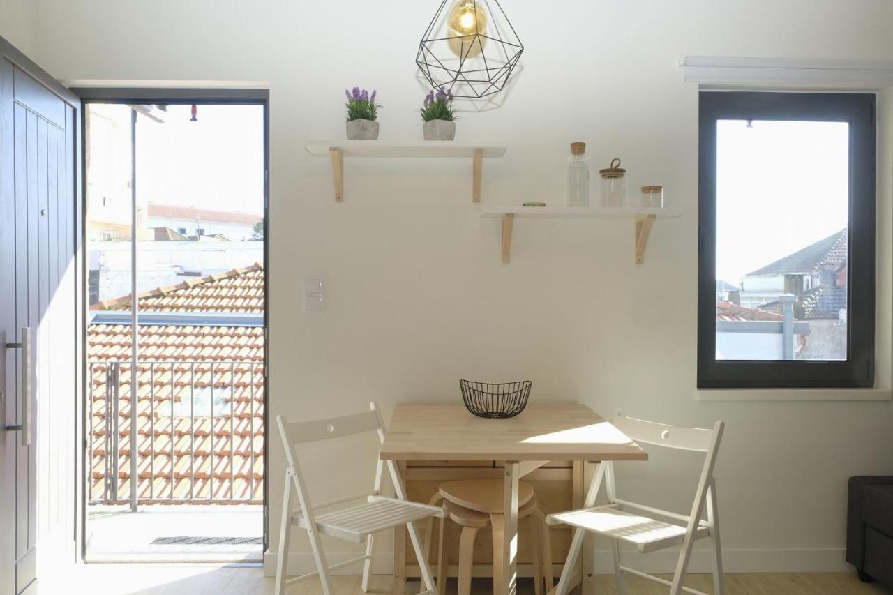 Design Iii By Homing * Oporto